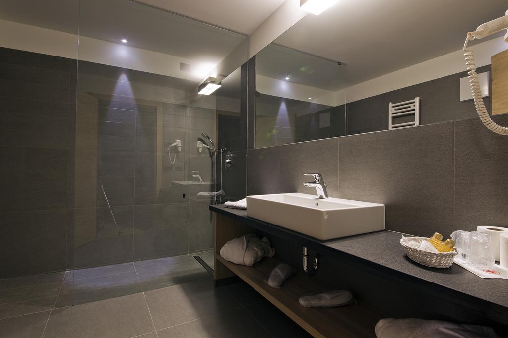 ויגו די פאסה Design & Suite Hotel Ciarnadoi חדר תמונה
