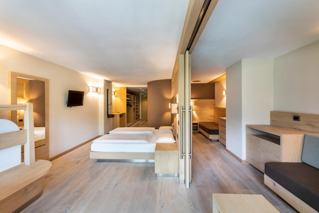 ויגו די פאסה Design & Suite Hotel Ciarnadoi מראה חיצוני תמונה
